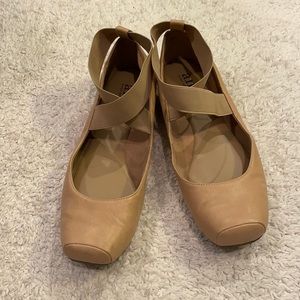 ANA ballet flats